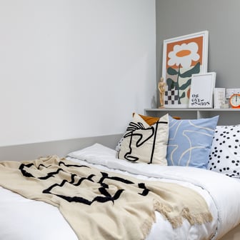 Bronze Plus Studio - Image 1